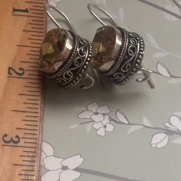 Citrine teardrop sterling silver earrings - Picture 3 of 4